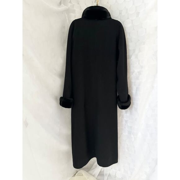100% Wool Woman’s LONG Black MAXI Dress Coat Faux Fur Trim Albert Nipon USA Made - Picture 8 of 12